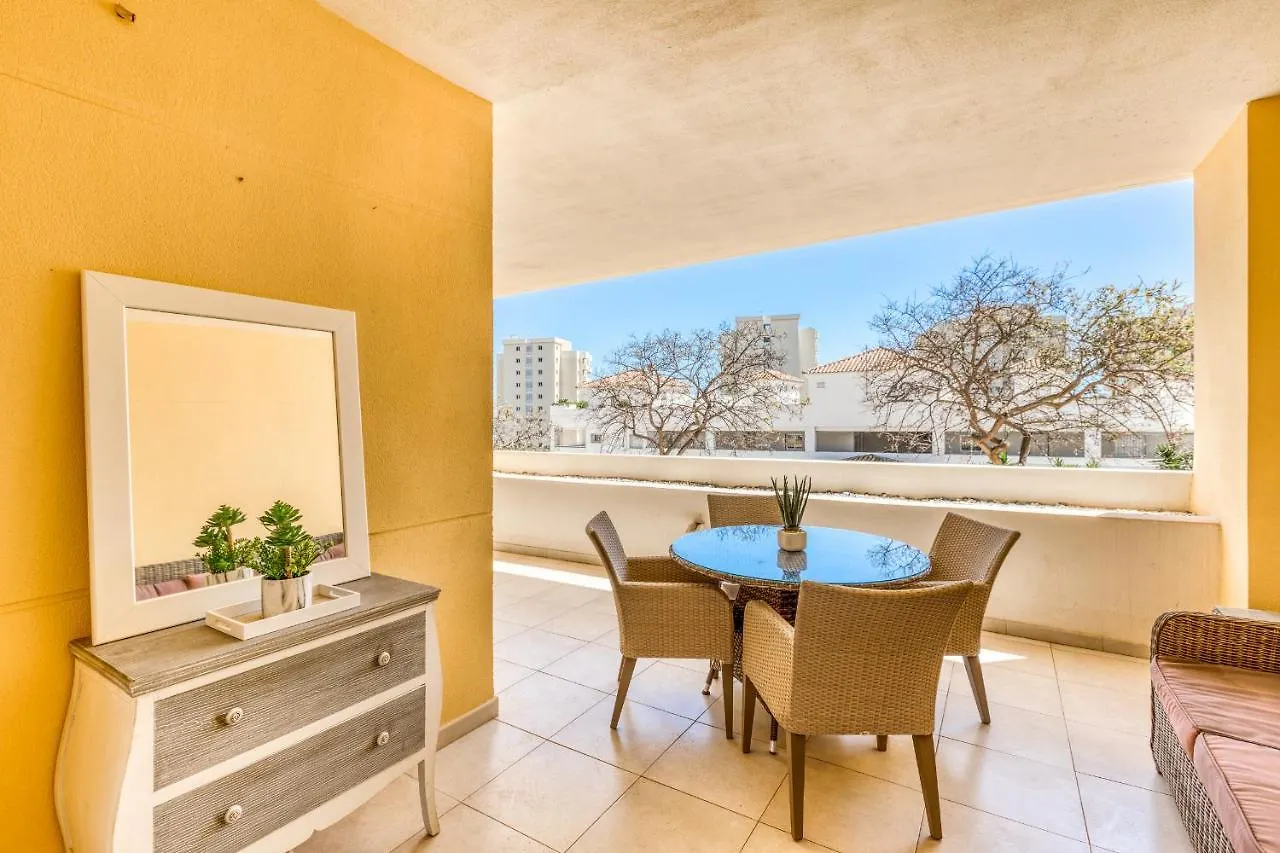 Hanami Puerto Alto Pa 1-5 Estepona Apartment